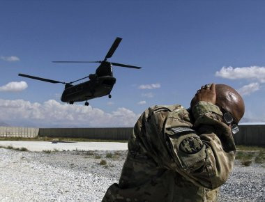 Συντριβή ελικοπτέρου των ΗΠΑ στο Αφγανιστάν: Νεκρός ένας Αμερικανός στρατιώτης